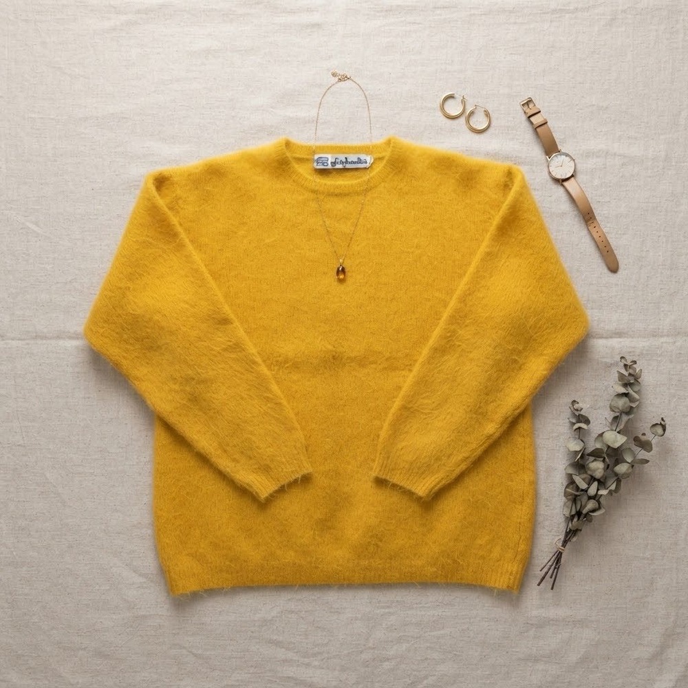 Rafaella Sweater Womens Large Yellow Angora Lambswool Fuzzy Knit Vintage Retro